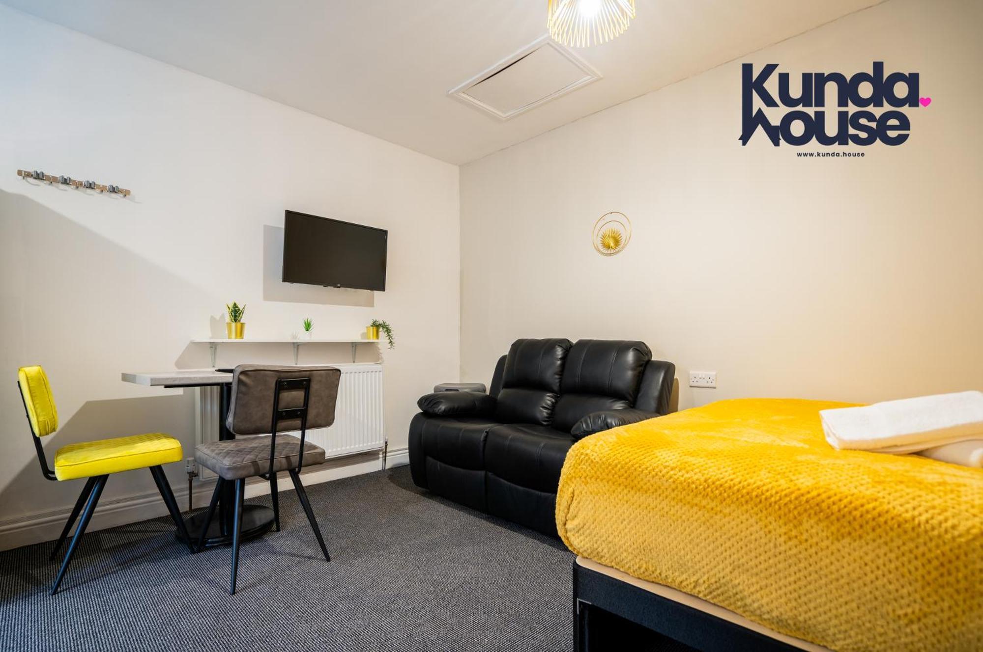 Kunda House In Tyseley Birmingham Exterior foto