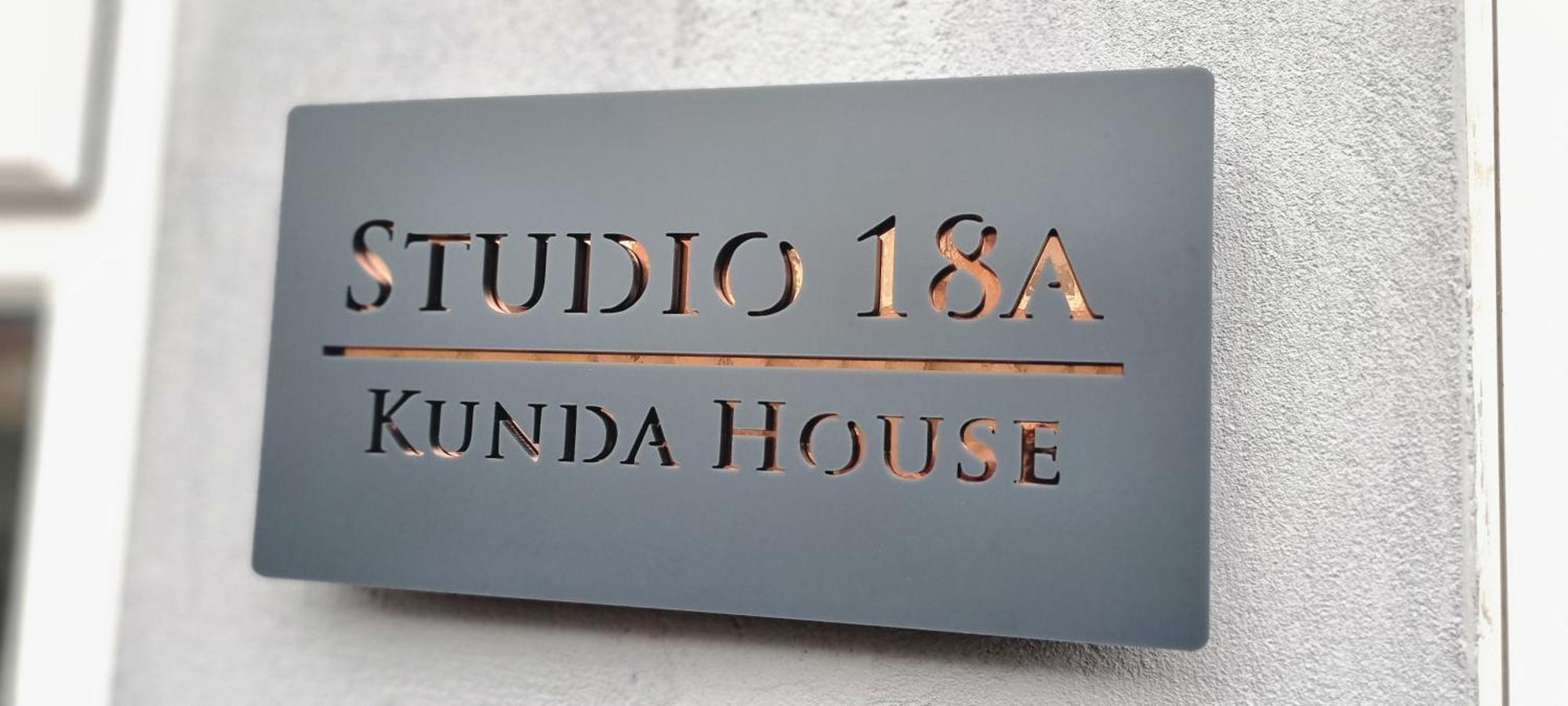 Kunda House In Tyseley Birmingham Exterior foto